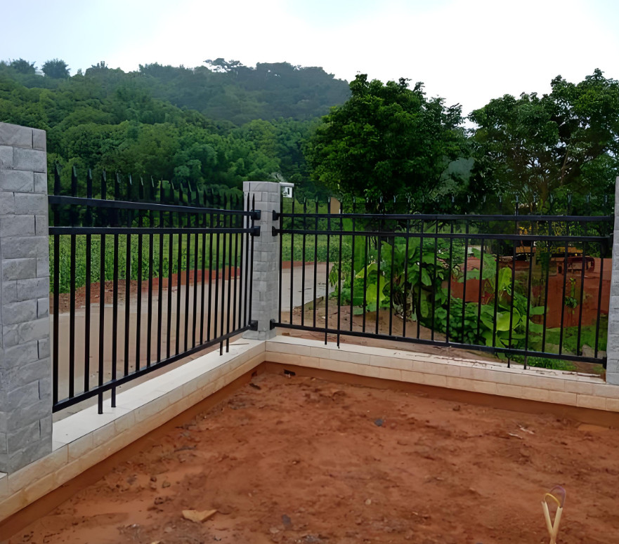 8ft Modern Metal Steel Picket Fence Black Square Tube For Residential Garden