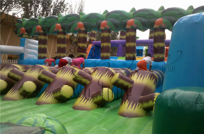 long exciting Inflatable obstacle course for adults