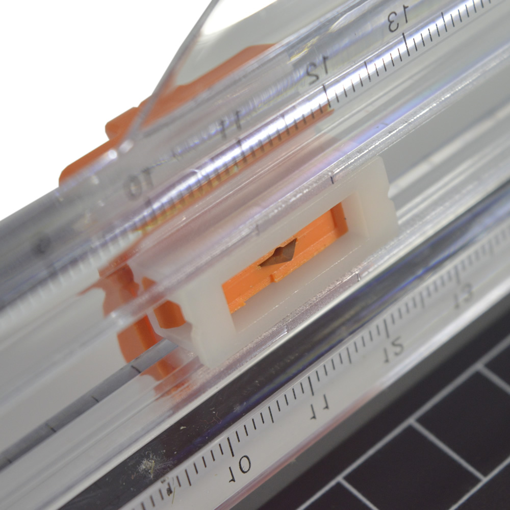 Lightweight A4 Mini Paper Trimmer Plastic Manual Paper Cutter for Home Office School