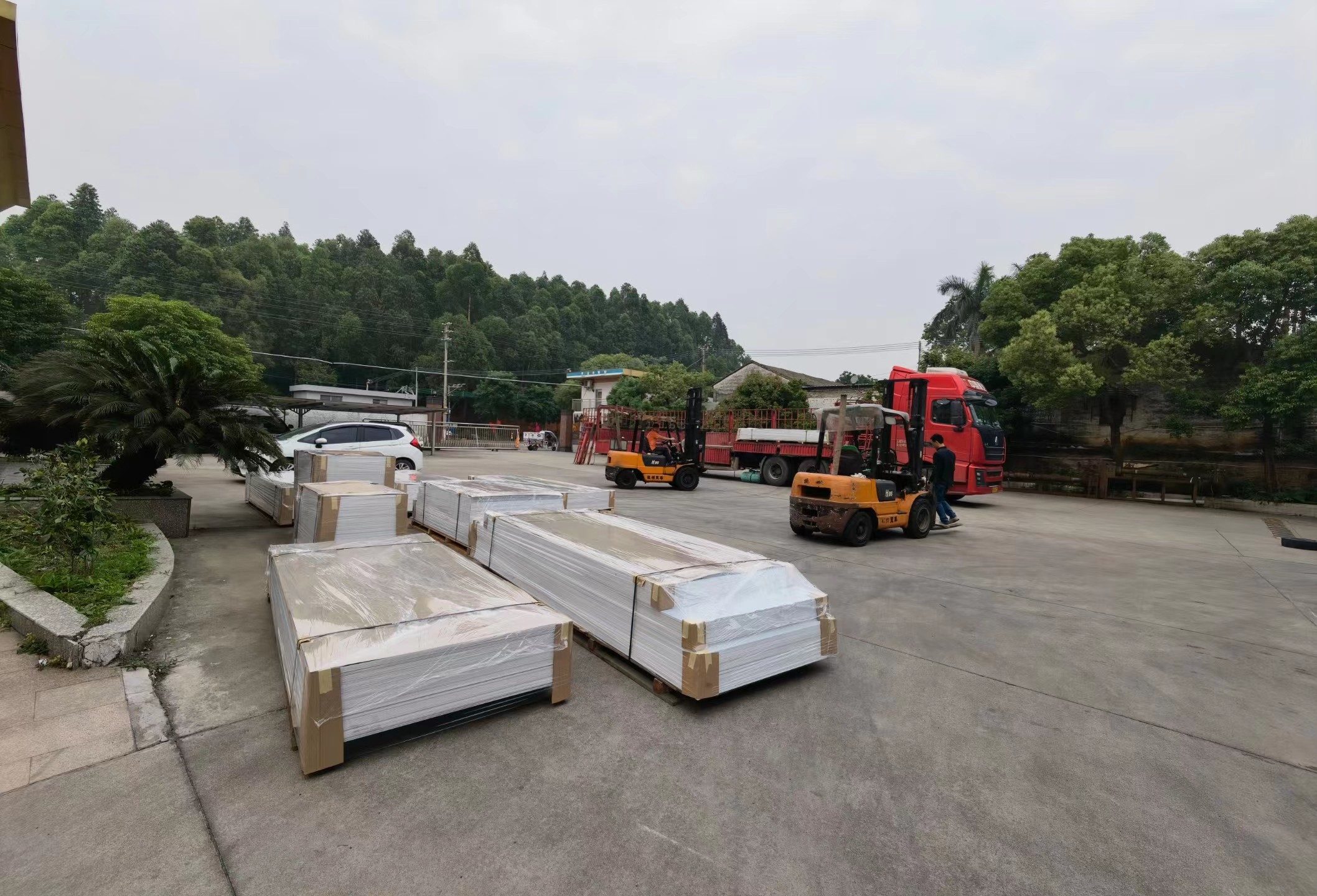Lightweight 0.15mm Thickness PE Aluminum Composite Panel For Exterior Wall