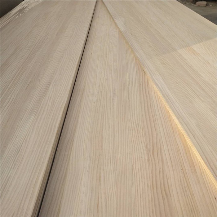 Pine Wood Furniture With Density 480-550kg/M3 And Moisture Content 8%-12%
