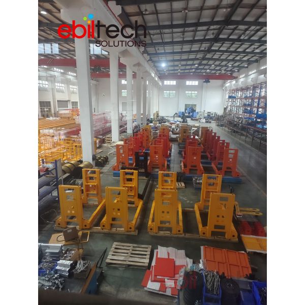 Warehouse Smart Automatic Rack System with Stacker Crane Cargo Lifter
