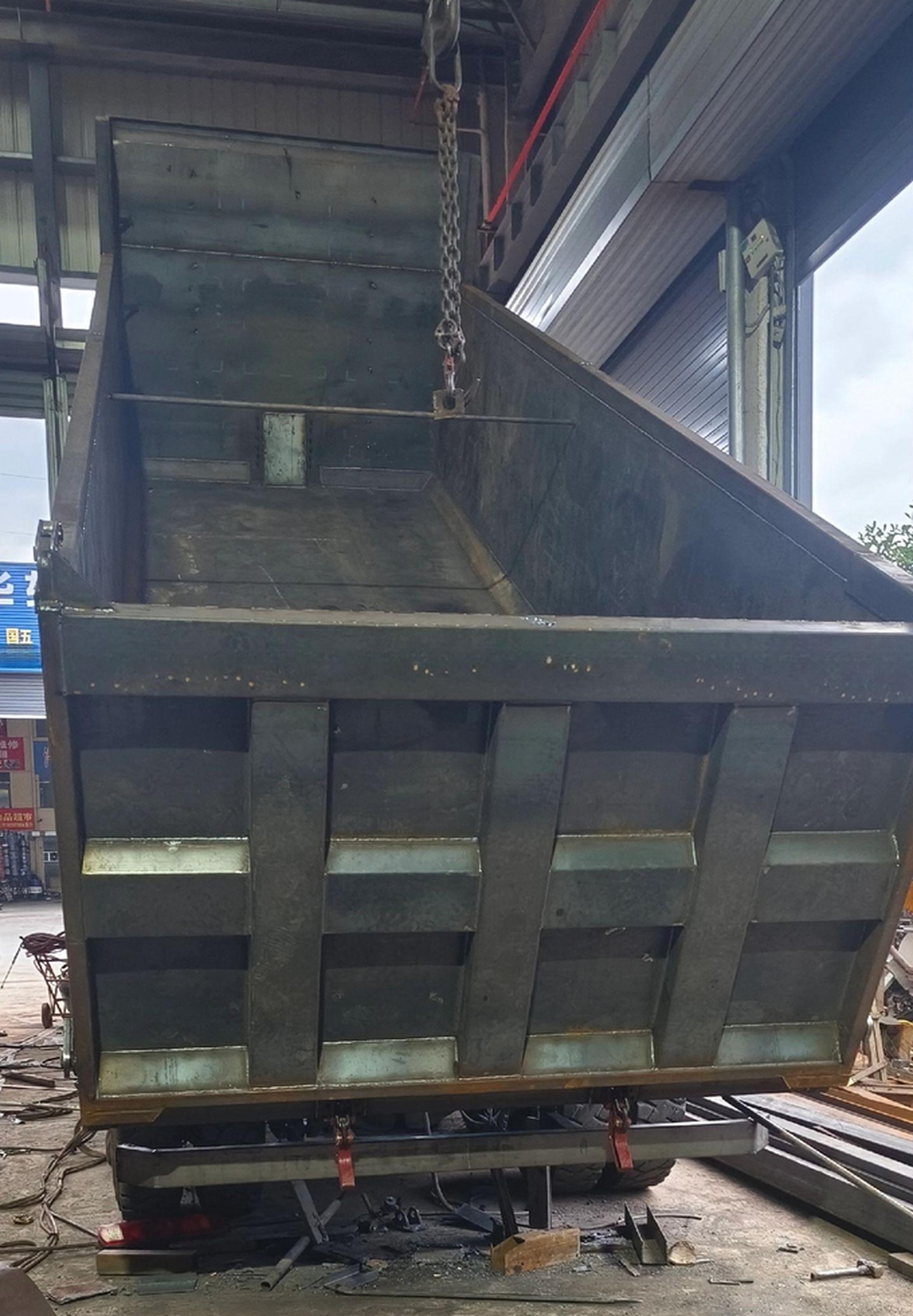 6 Cylinders Used SINOTRUCK HOWO 6X4 Euro 3 Dump Trucks for Mining Transportation