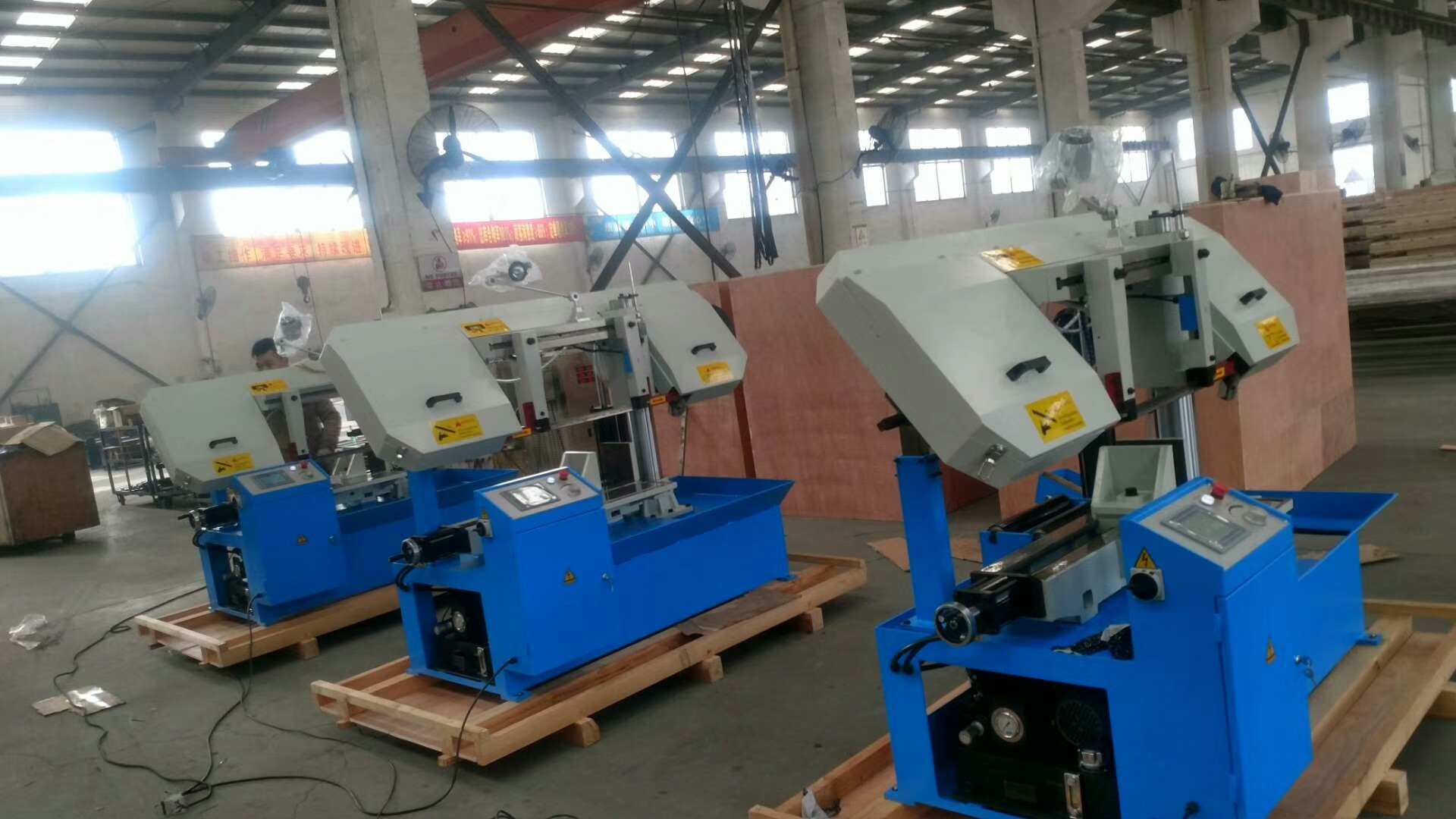 Cut Diameter 300mm Double Column Fully Automatic Bandsaw Machine
