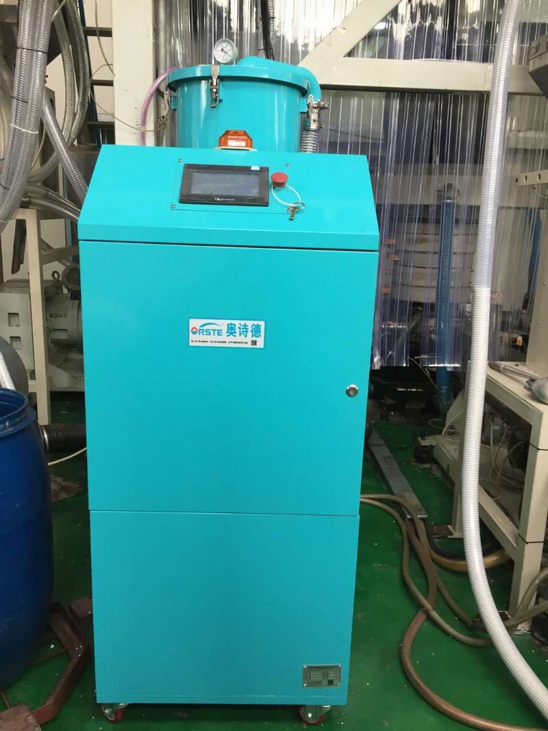 Feeding and Conveying / Vacuum Auto Loader / Conveyor / Feeder / One-to-More central conveyor OAL-3S-122