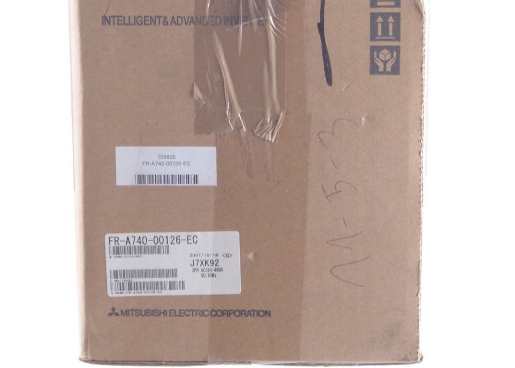 FR-A740-00126-EC brand new and original,5HP 3.7KW 380/480V 3PHASE 400HZ IP20