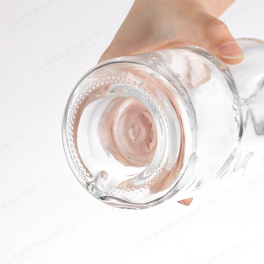 Hot Stamping Glass Bottle for Healthy Lead-free Material and Customized Engraving