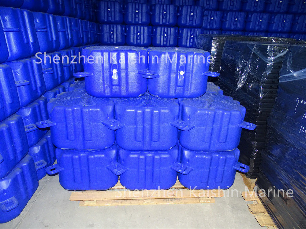 HDPE Marina Floating Pontoon Modular Floating Dock Cubes 500x500x400 Mm