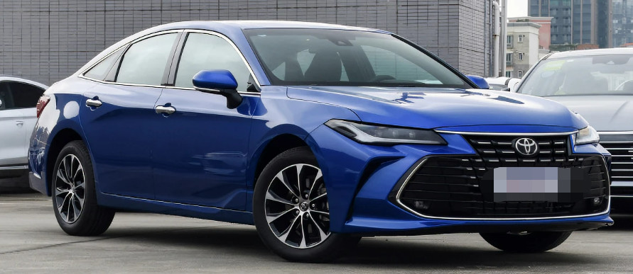 Toyota Aavalon 2022 dual engine 2.5L haohua version 4 Door 5 seats 3 space car Medium car