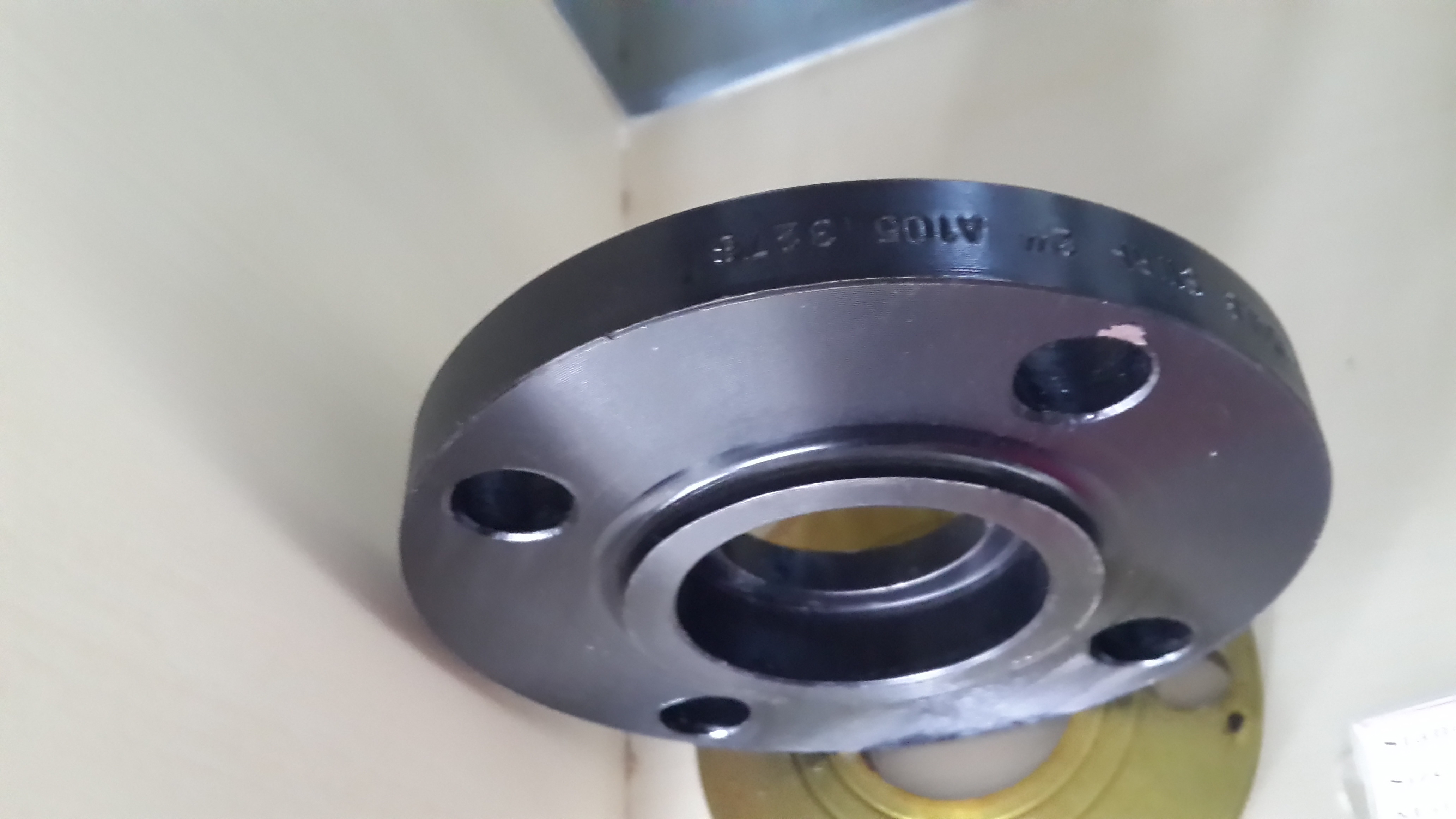 Alloy Steel Sch 40 Flange Asme B16.47 Ser B Coated With Black Paint