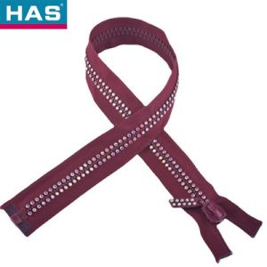 #10 Rubber Teeth Zipper With Small Diamond Tail And Resin Slider For Garment