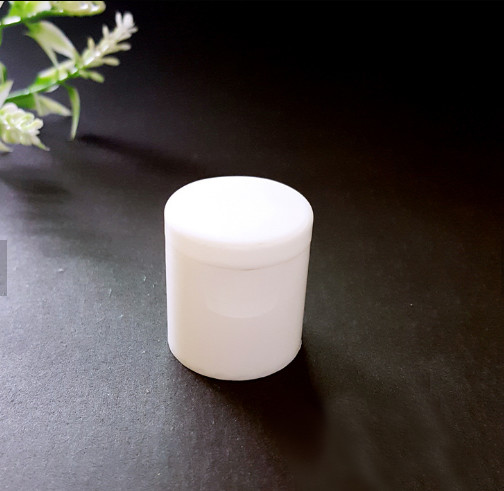 White Flip Top Lids Plastic Easy Open Natural Color Different Size For Pet Bottle
