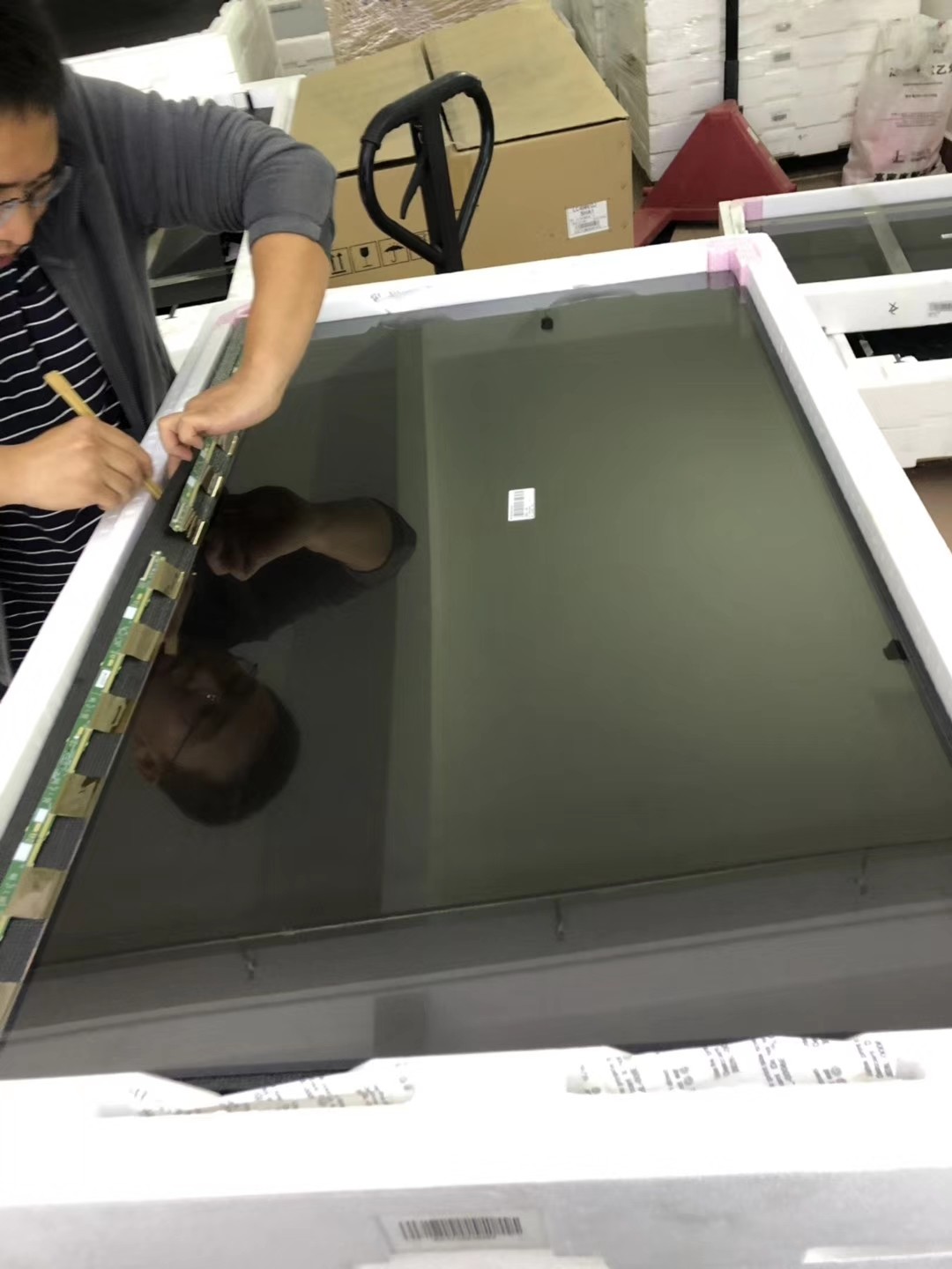 LG 49 Inch LCD TV Panel Module 100 PIN UHD 3840 * 2160 Pixels Resolution 11.06B Color