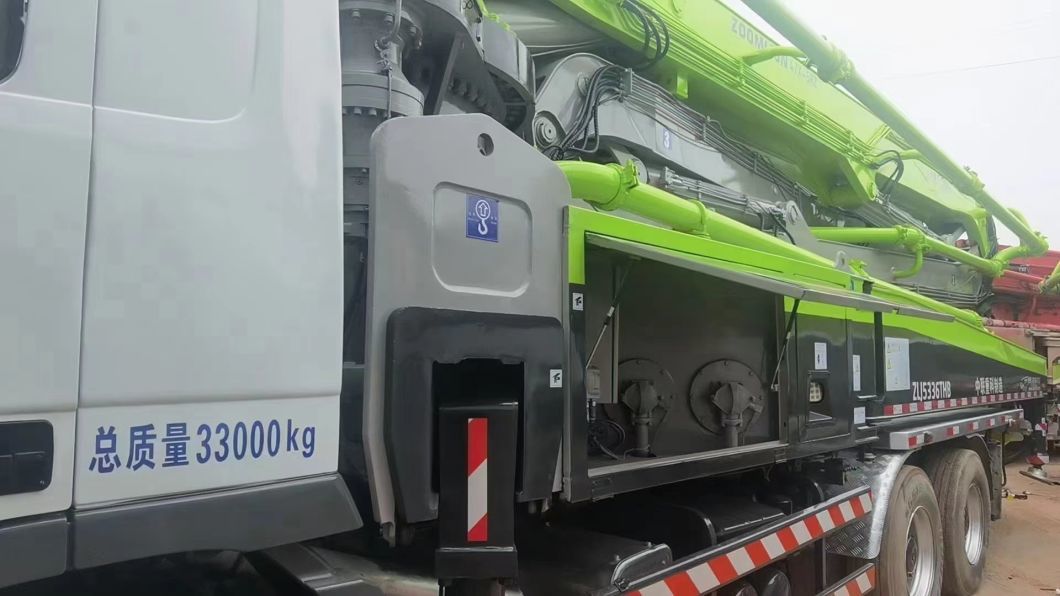 Good Condition Zoomlion 47m Used Concrete Pump with Benz Chassis Construction Machinery
