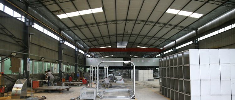 Hollow Out L1200 W400 H1000mm Stainless Steel Flower Pots