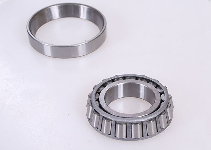 32005 Single Row Tapered Roller Bearing C4 C5 Clearance Outer Diameter 25*47*15mm