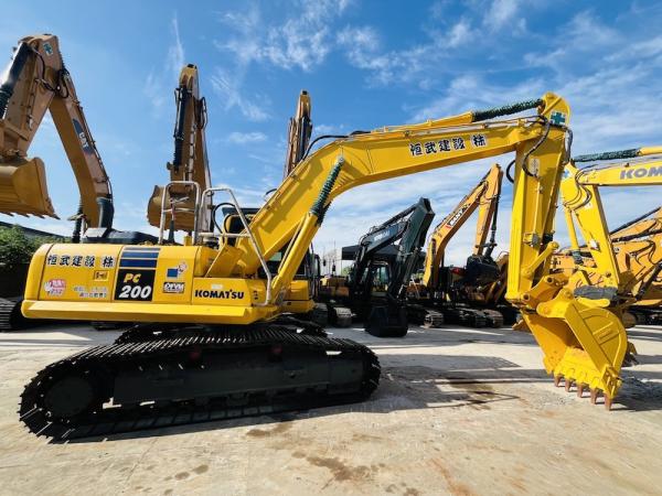 Original Used Komatsu Excavator PC200-8 Secondhan Crawer Excavator PC200-7 PC220