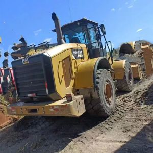 Cost-Effective used Cat 950 Loader Well Maintained, New Tires Ideal for Farm &