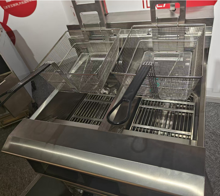 Digital Computer Panel Auto Lift Two Pots Four Baskets Electric Open Chips Fryer