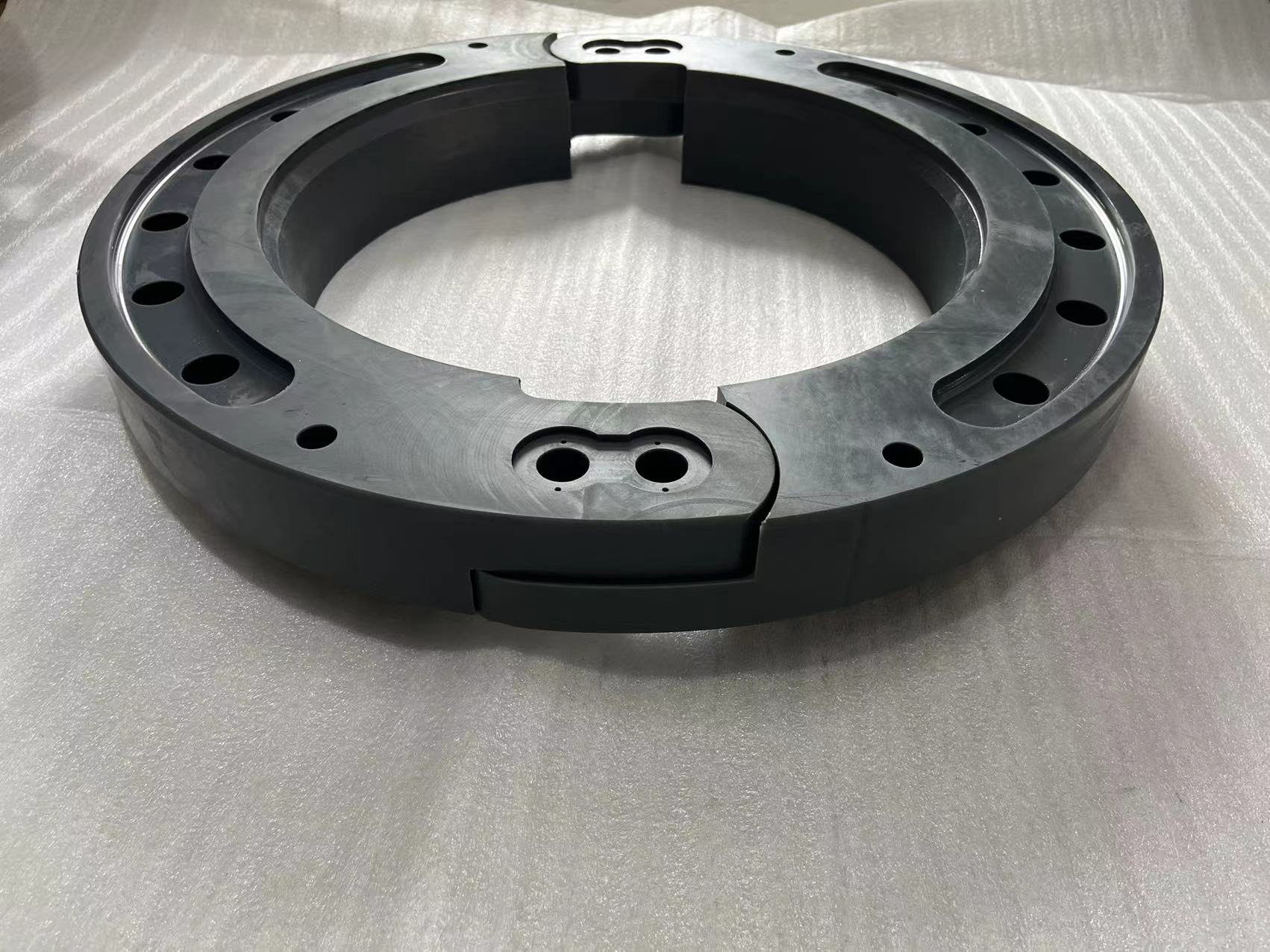 Military Engineering Grade Runflat Inserts For Commercial Vehicle Tires