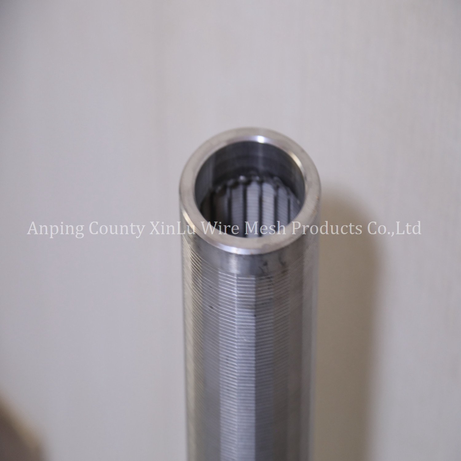 Stainless Steel V Wire Wrapped Continuous Slot Johnson Strainer Tube with Bevel Plain End Connection