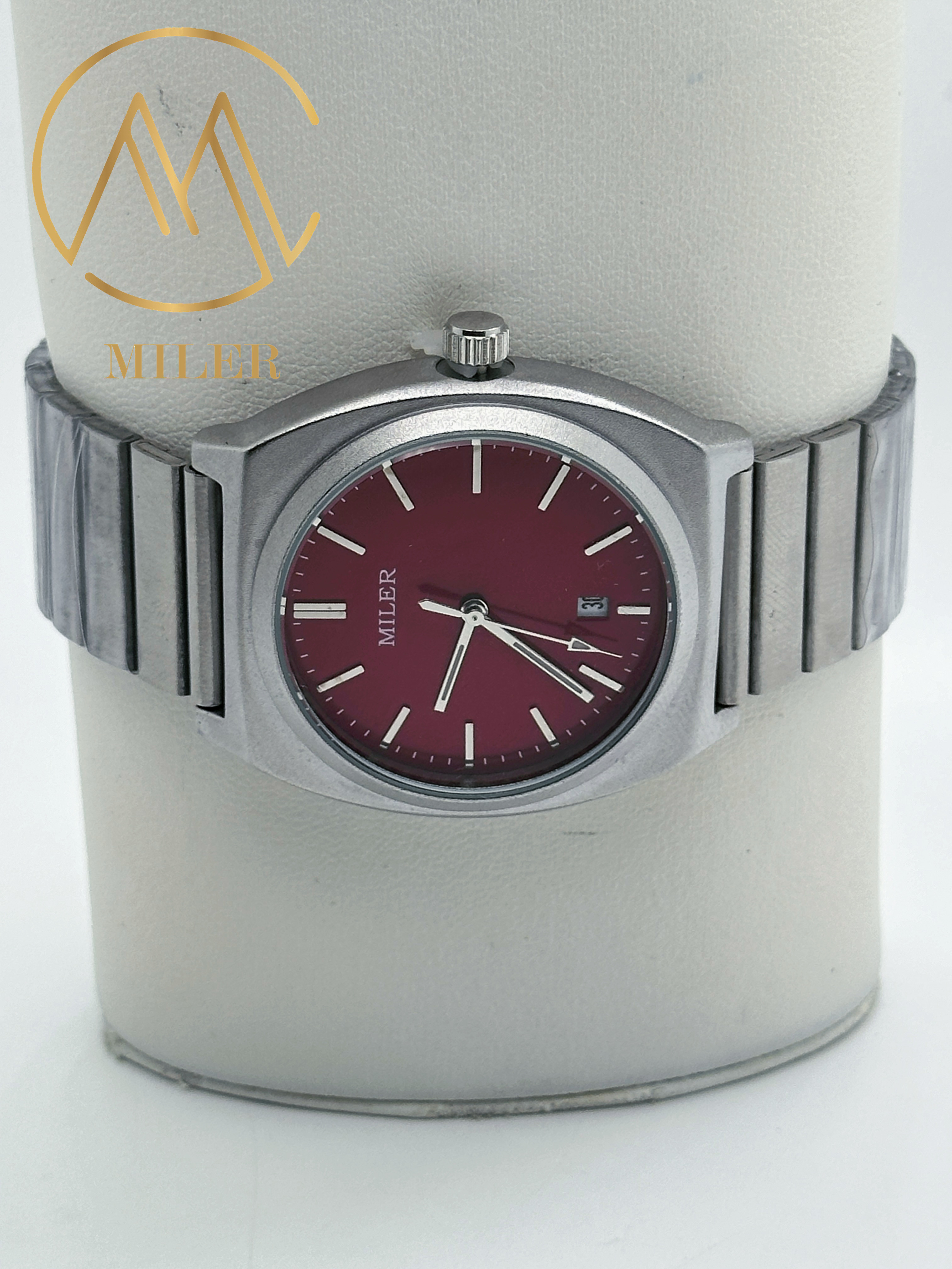 Luxury Quartz Watch Custom Logo Quartz Wrist Watch A Personalized Gift For Any Occasion