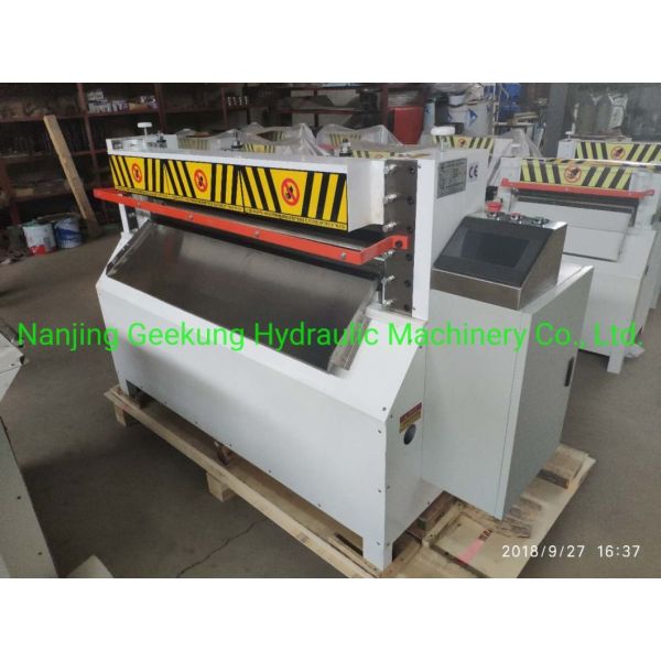 Crosswise Cutting Machine for Rubber Strips