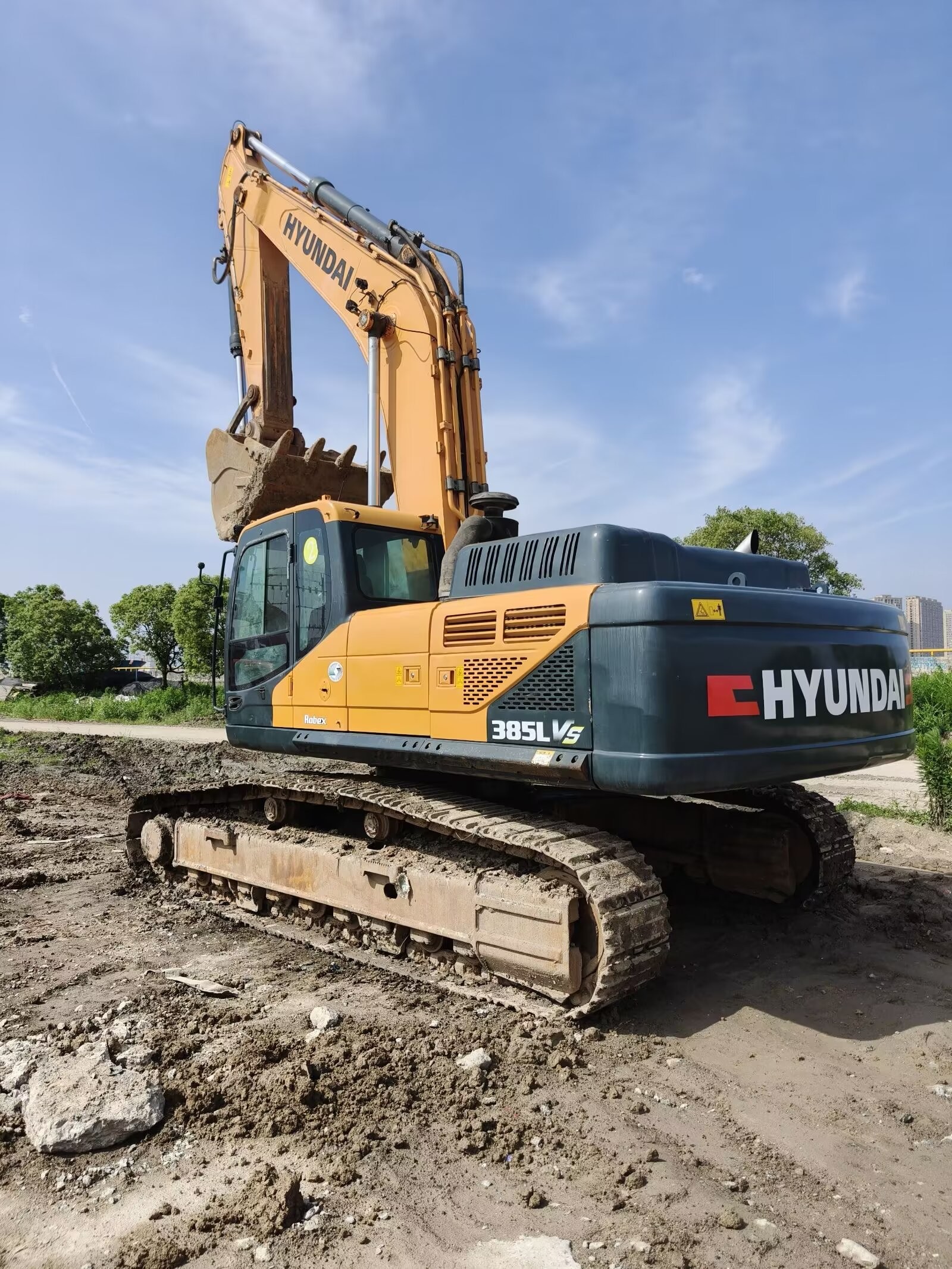 Used Hyudai 520Lc Excavator Ready To Dig In All Conditions