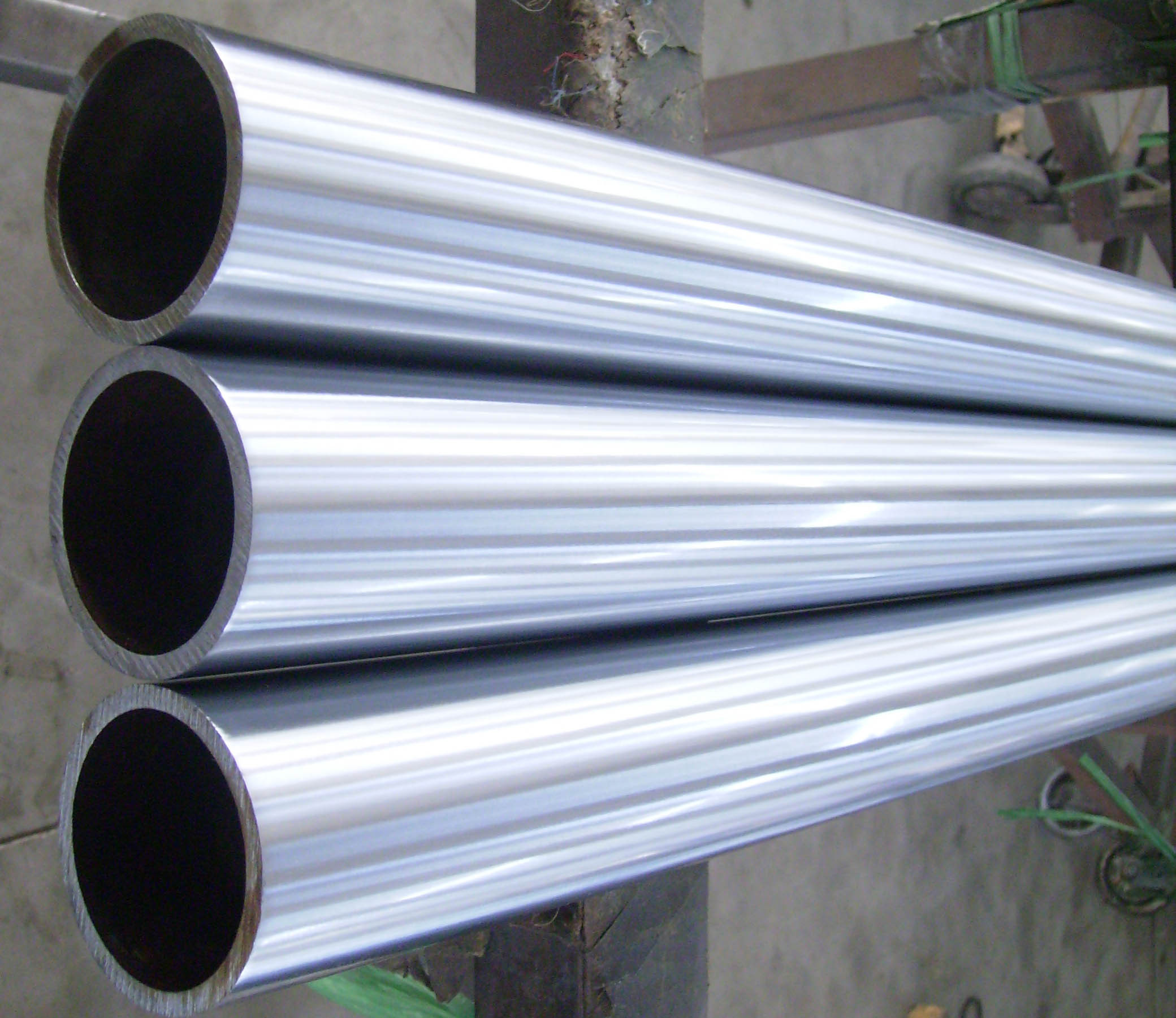 1000mm - 8000mm Hollow Stainless Steel Rod Hot Rolled For Industry