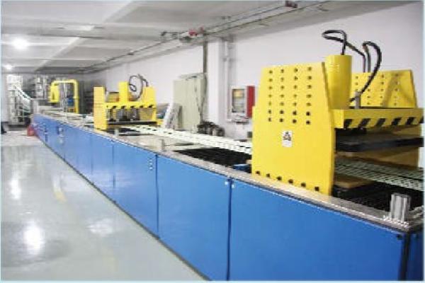 Computer Controlled Wire Cable Machine Hydraulic Pultrusion Equipment Reciprocat