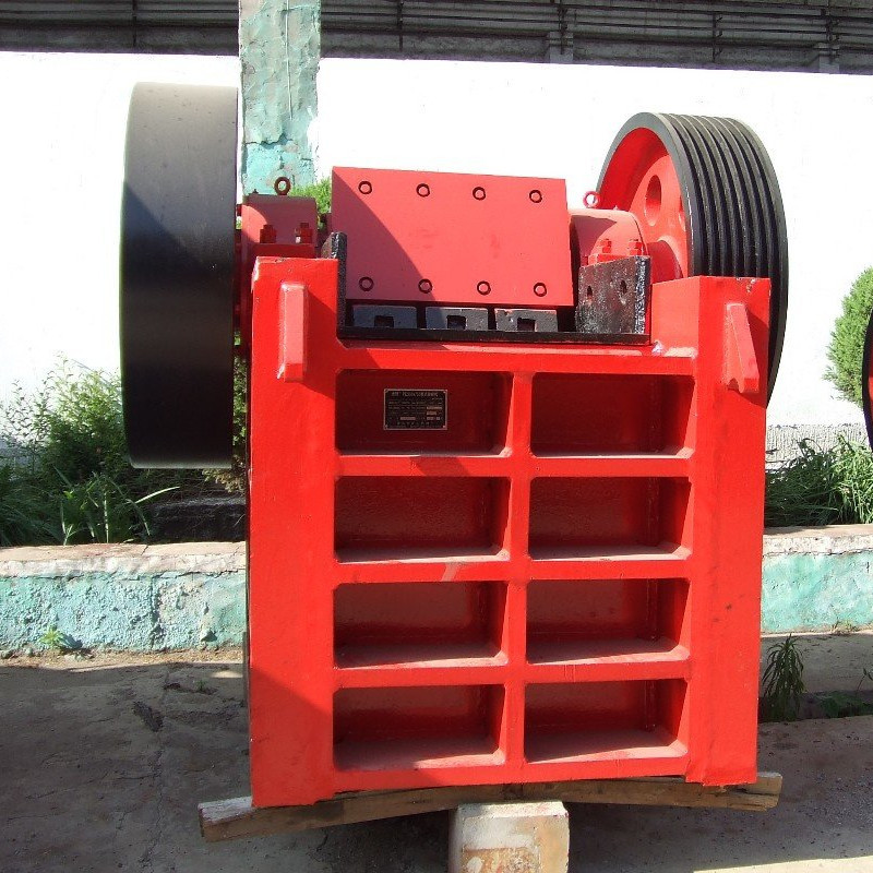 Large Primary Jaw Crusher In Mining Process For Metal Ores