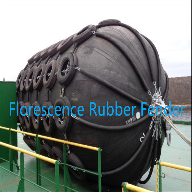 Luxury Large Synthetic Tire Cord Layer Pneumatic Rubber Fenders For Tankers