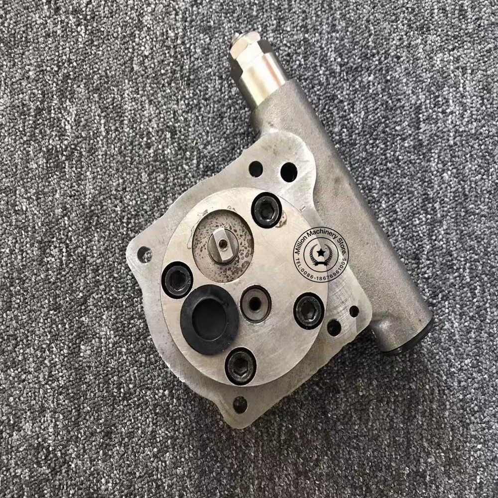 PC60-7 4D95 Engine Gear Pump Assy Pilot Pump Parts Car Accessories