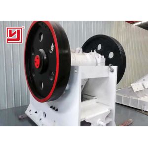 Simple Structure Stone Crushing Machine , Industrial Mining Jaw Crusher
