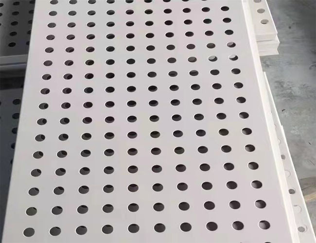 Copper Plate Perforated 2 × 25 Mm Air Filter Mesh Screen 0.6mm Thickness