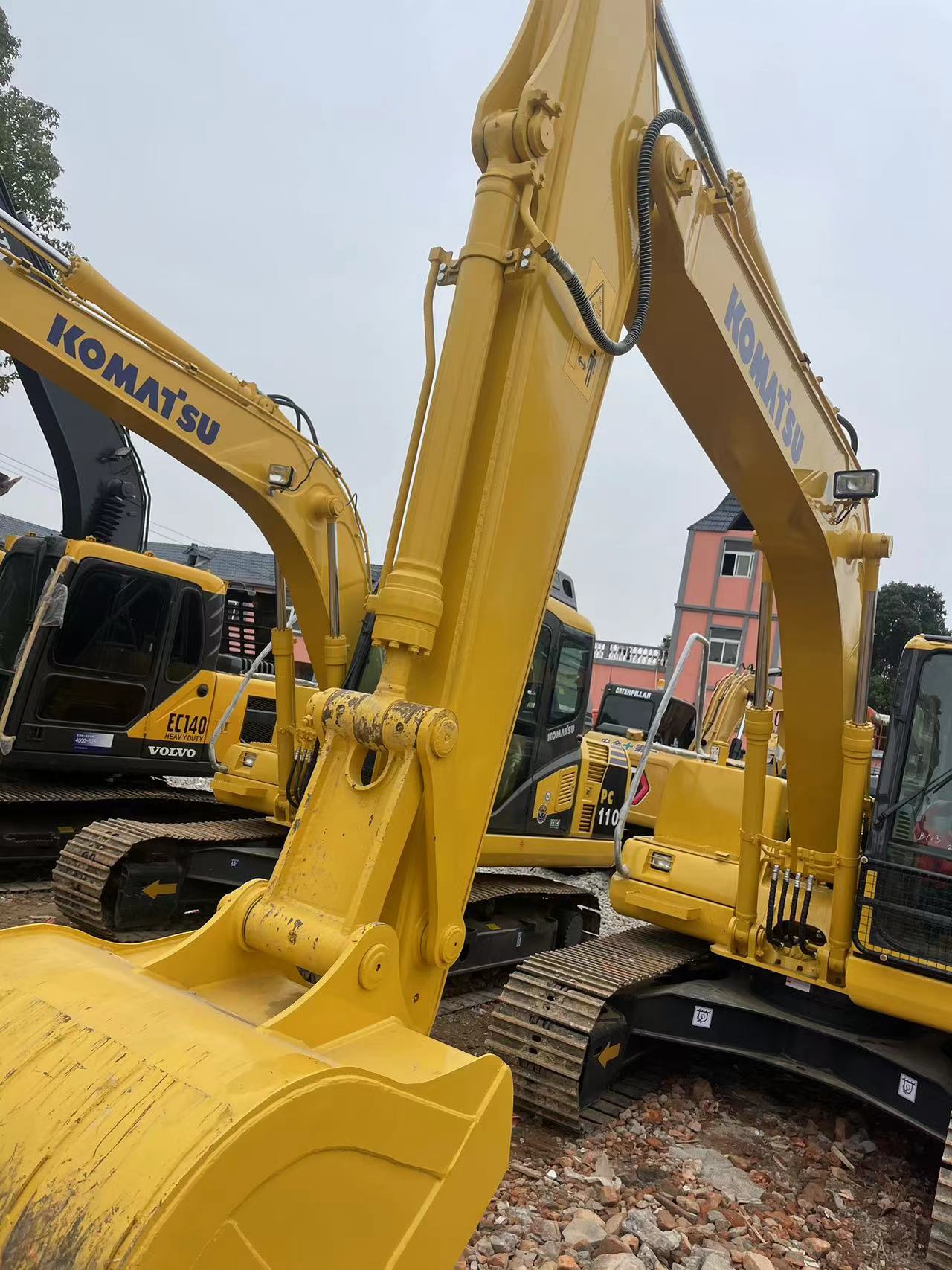 KOMATSU PC130 used hydraulic crawler mini excavator
