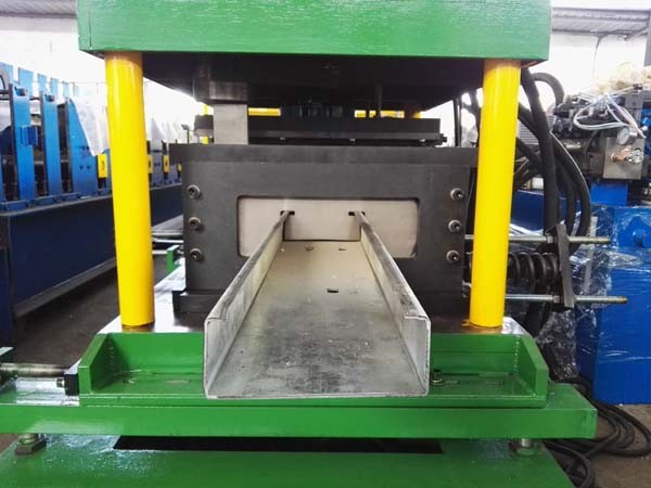 Galvanized Steel C Shape Channel Purlin Roll Forming Machine Automatic Changable Size