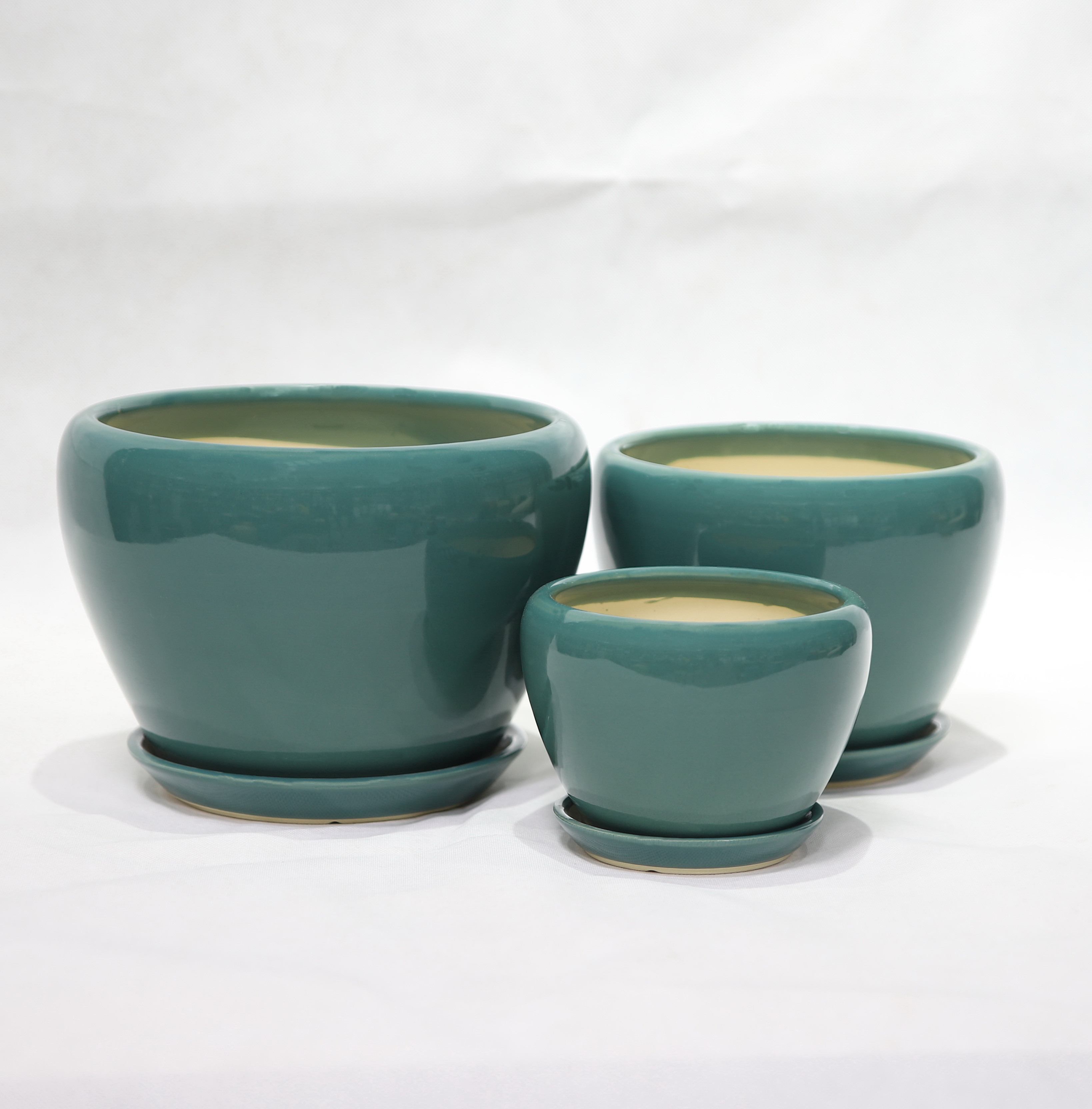 Stylish And Functional Ceramic Pots Perfect For Any Plant And Any Space