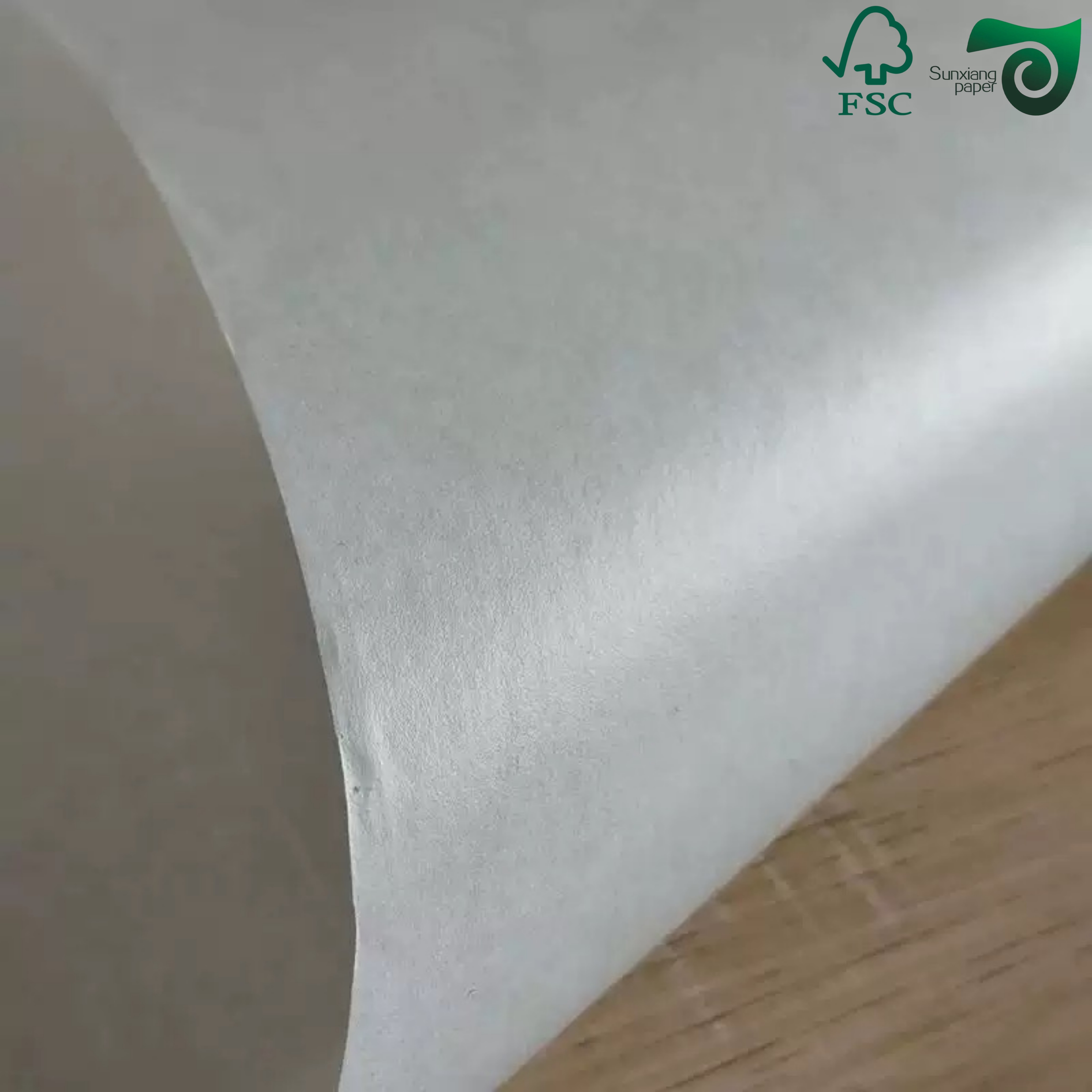 FSC 40gsm 60gsm Single Side Glossy Glassine Paper For Label Backing White Yellow Blue