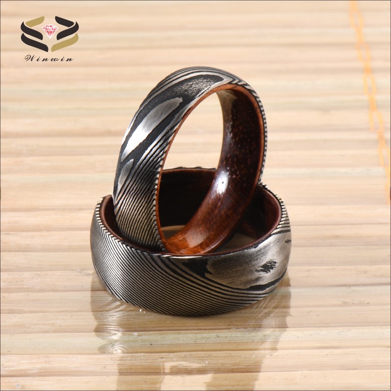 6mm 8mm Etched Damascus Steel Wedding Rings With Rose Wood Sleeve Inlay For Christmas Gift Jewelry Type Rings Materials