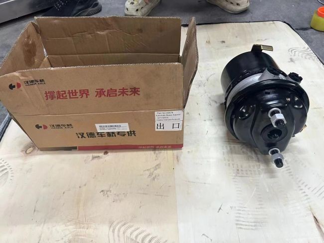 Truck Brake Booster HD90129360087 HOWO Truck Parts Brake Chamber