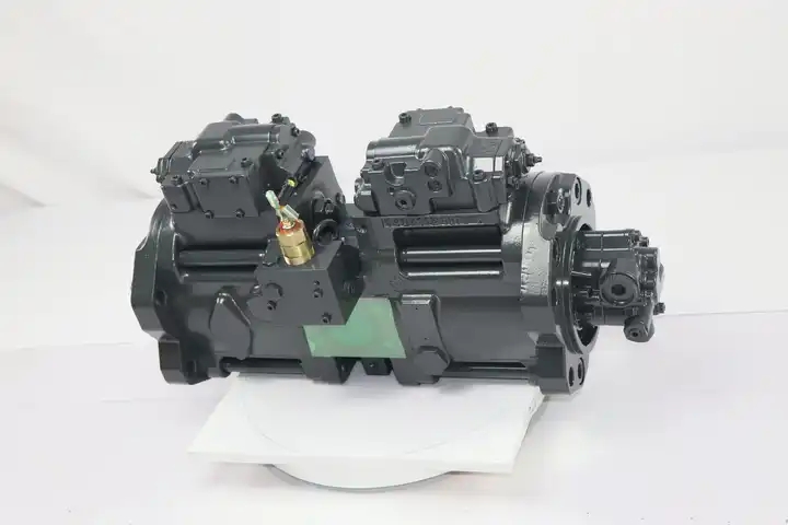 Kawasaki Excavator Hydraulic Pump for EC210 Heavy Machinery K3V112DT-9N12