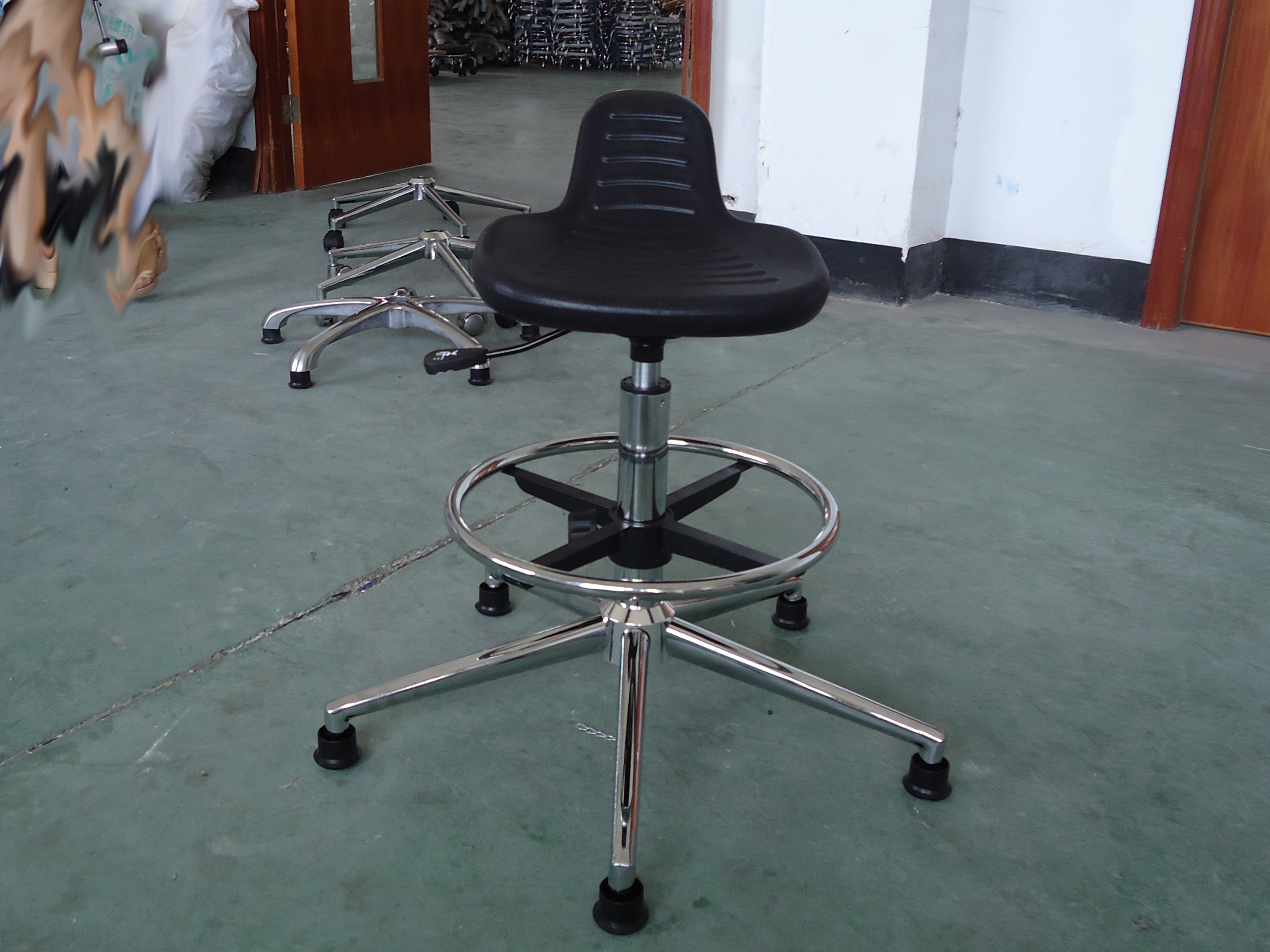Special Back Shape Clean Room Lab Stools Chemicals Resistant Customized Color