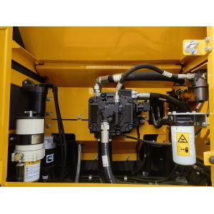 Used Good Condition Mini Small Excavator Tzco 210 with High Quality Digger