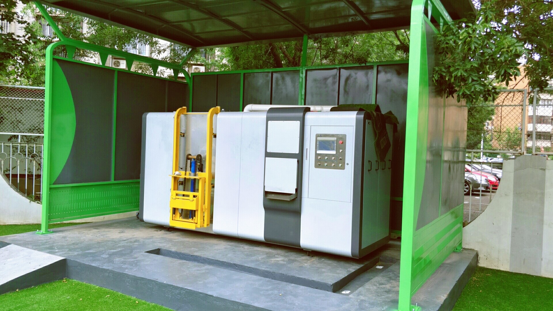 White Painted Bio Composting Machine 1000kg Recycling Food Waste Fertilizer Machine CE