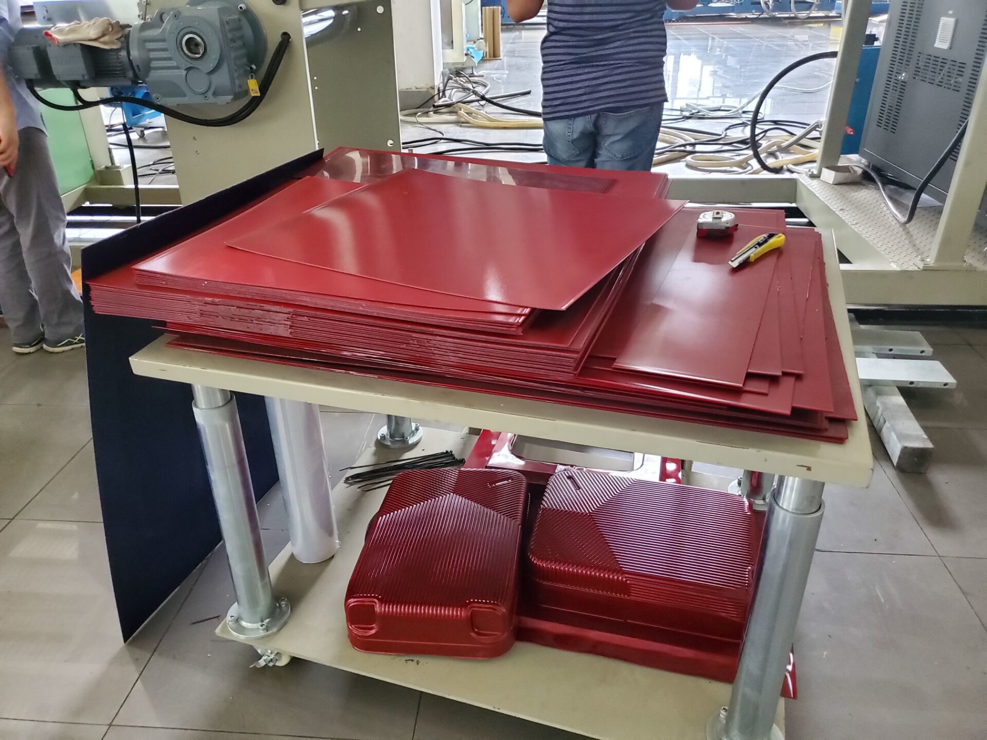 Trolley Case Sheet Extrusion Machine , PC ABS Luggage Sheet Extrusion Machine