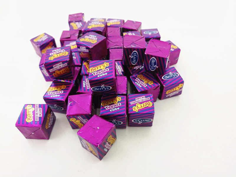 50pcs Cube Shaped Candy / yogurt flavored milk candy 2.75g * 50 * 25bags
