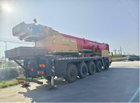 2021 Year Production Weichai Engine 130ton Lifting Capacity Hoist Crane Truck Crane Stc1300t2 for Usage