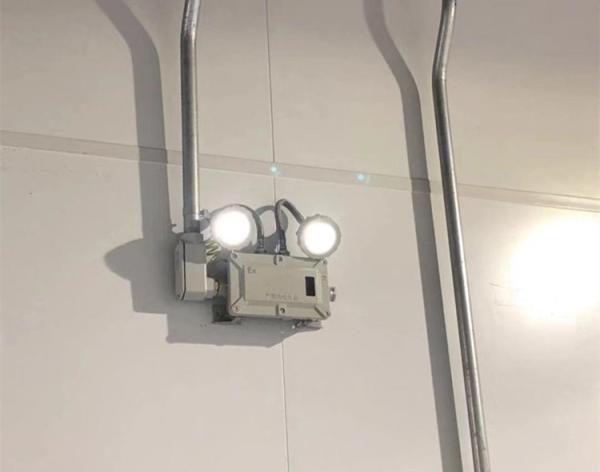 Hazardous Double Head Explosion Proof Emergency Lights 3 Hours Emergency Lamps