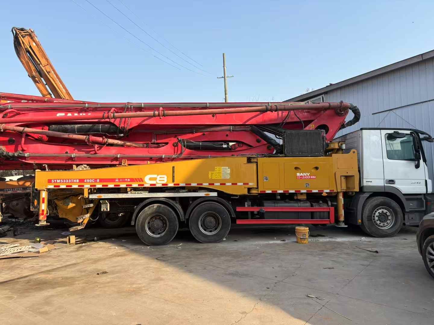 Mercedes Benz chassis 2019 Zoomlion 49m used concrete pump truck for sale